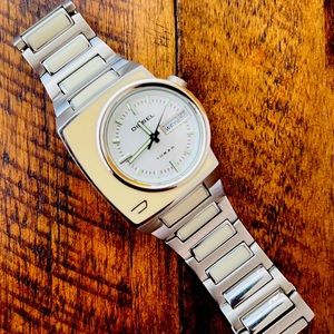 Diesel Unisex Watch - sleek, hip and cool - they don’t make them like this now!